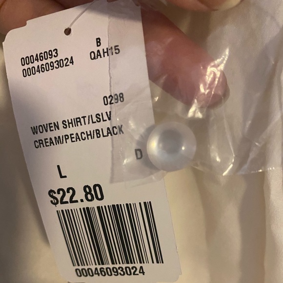 Classic Button Up Blouse - Picture 6 of 6